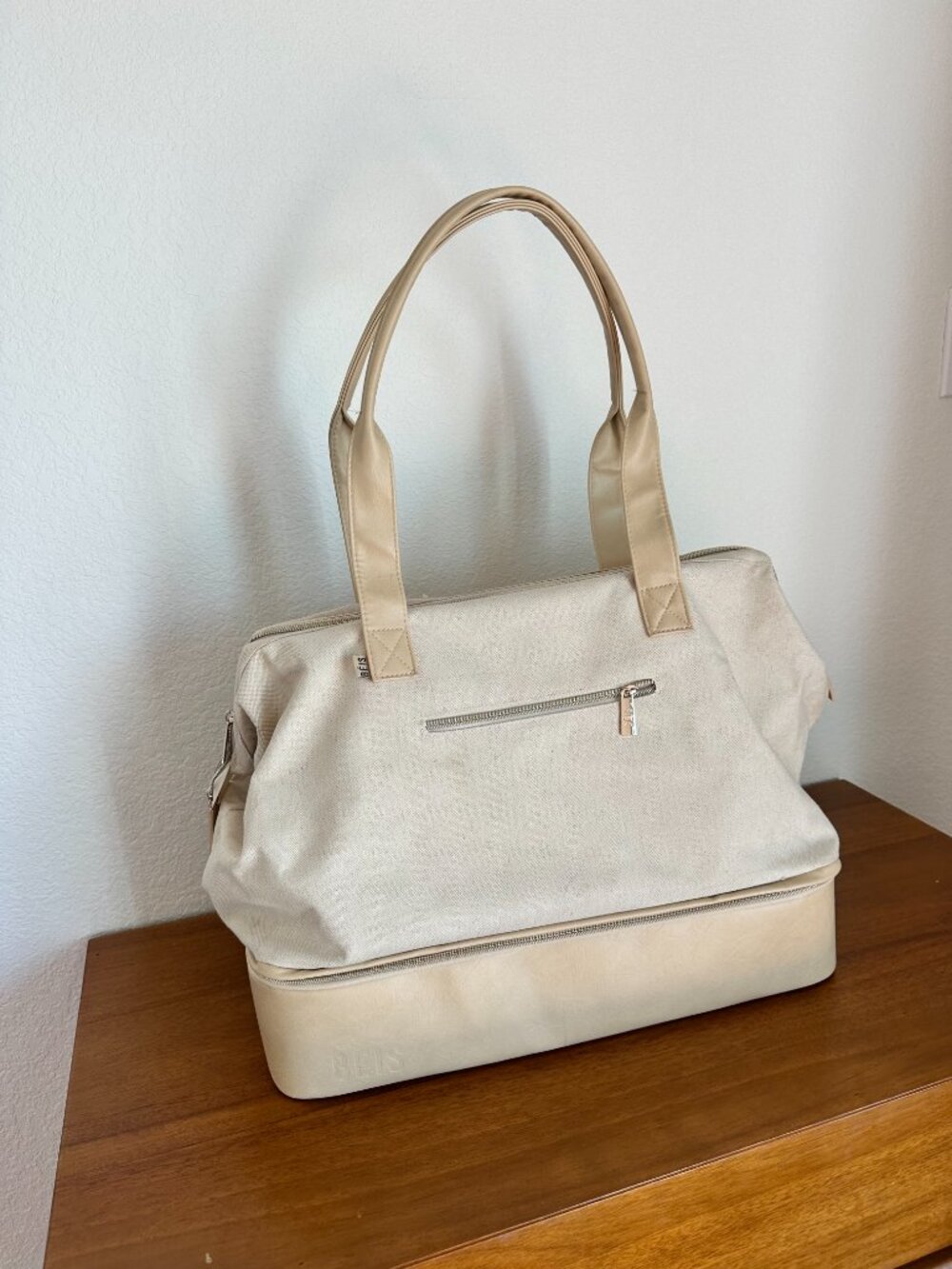 Beis The Weekender  in Beige